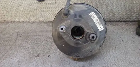 Audi A6 Allroad C5 Brake booster 4B3612105A