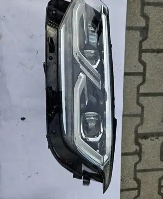 Volkswagen Tiguan Headlight/headlamp 5NB941081H 0301119233AB