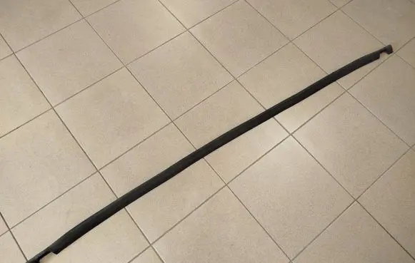 Subaru B9 Tribeca Engine compartment rubber 