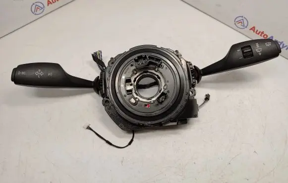 Steering wheel axle set