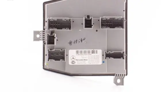 Mercedes-Benz E W213 SAM control unit A2139002808 A2139014203 A2139025004