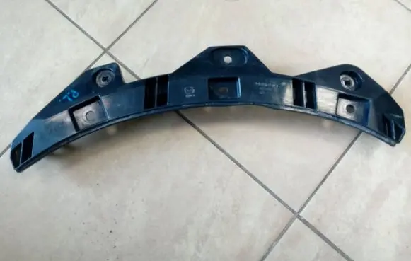 Mazda CX-3 Front splash guards bracket D10F51U40 NE70124