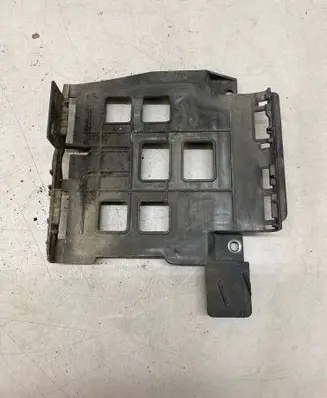 Volkswagen PASSAT B7 Other engine bay part 3AA906507A