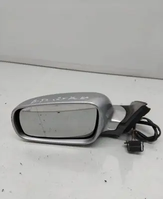 Volkswagen PASSAT B5.5 Front door electric wing mirror E1020479