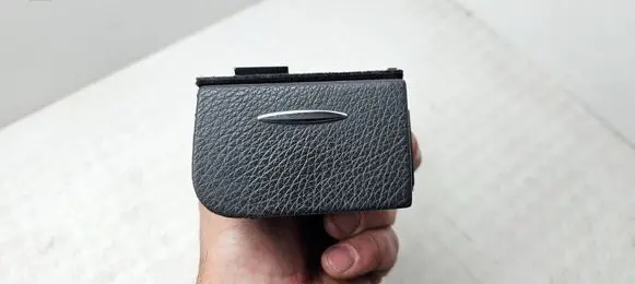 Mercedes-Benz E W211 Dashboard storage box/compartment A2116801952
