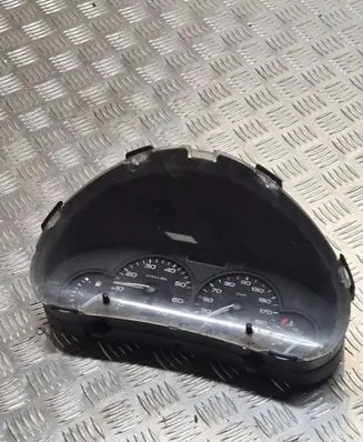 Speedometer (instrument cluster)