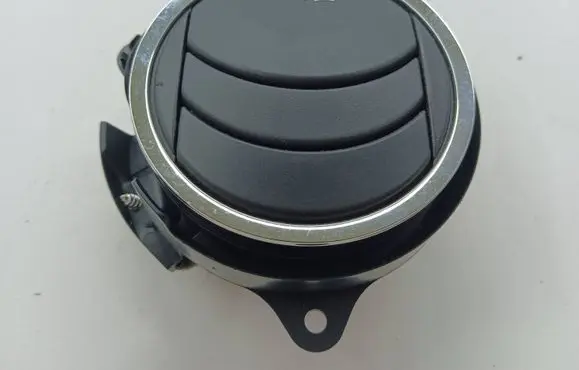 Mazda CX-7 Dashboard side air vent grill/cover trim GJ6A