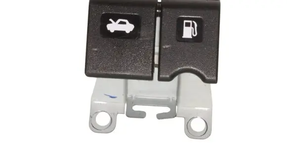 Nissan Qashqai Engine bonnet (hood) release handle