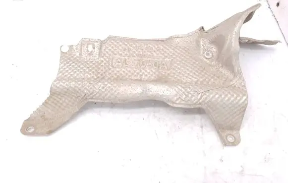 Renault Clio IV Exhaust heat shield 483822393R