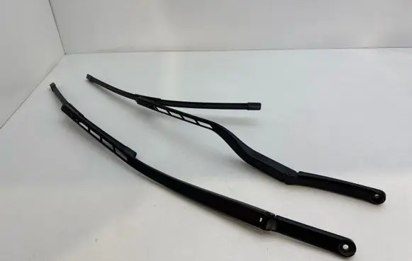 Audi A3 S3 8P Windshield/front glass wiper blade 8P1955408