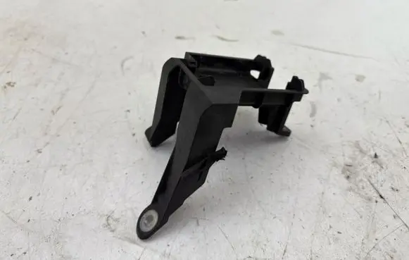 Volkswagen Golf VIII Blind spot radar bracket 5H6907455B