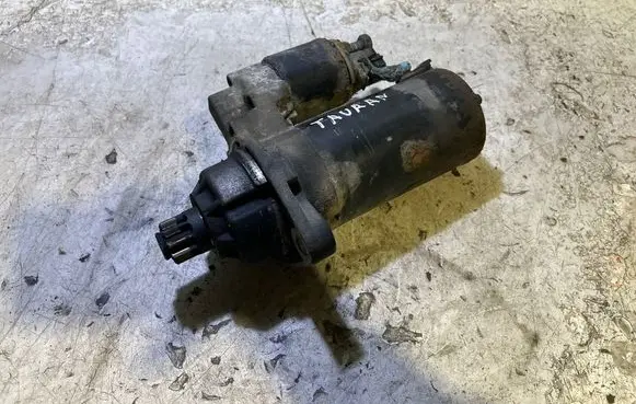 Volkswagen Touran I Starter motor