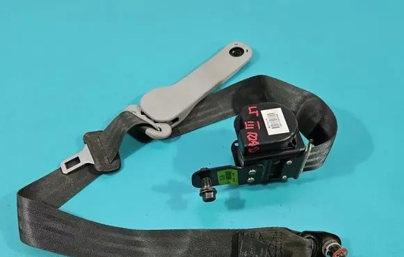 Hyundai H-1, Starex, Satellite Rear seatbelt 898104H010 IMPRK1566341