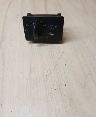 Ford Focus C-MAX Light switch 7M5T13A024CA