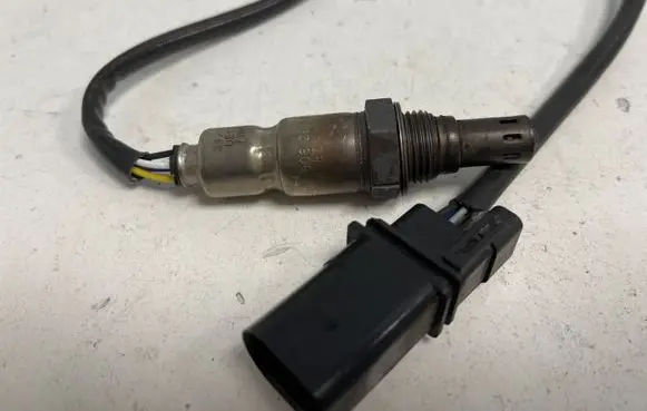 Skoda Superb B8 (3V) Lambda probe sensor 04L906261