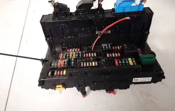 BMW 5 GT F07 Fuse box set 923442101