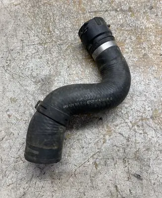 Audi A4 S4 B8 8K Engine coolant pipe/hose 8K0121101P