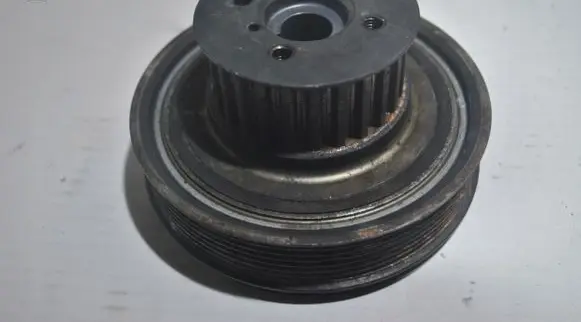 Iveco Daily 6th gen Crankshaft pulley 504078435