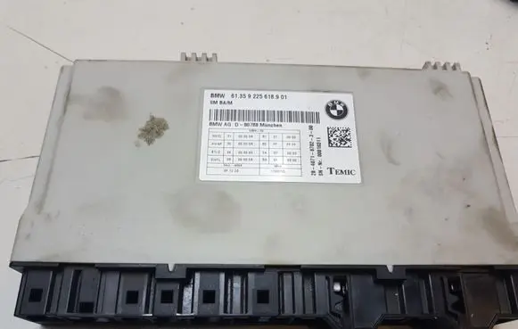BMW 5 E39 Other control units/modules 61359225618901 D80788