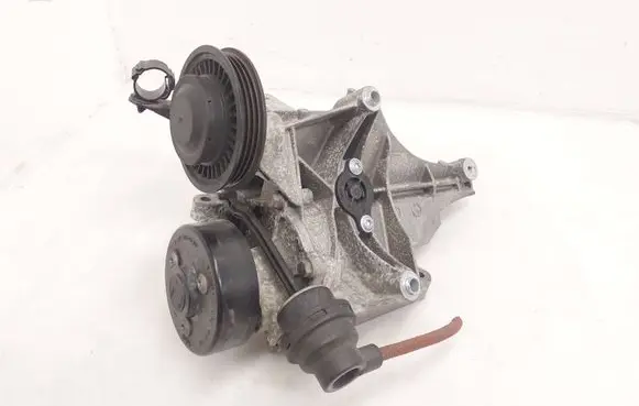 BMW 5 G30 G31 G38 Water pump 50040900 4100