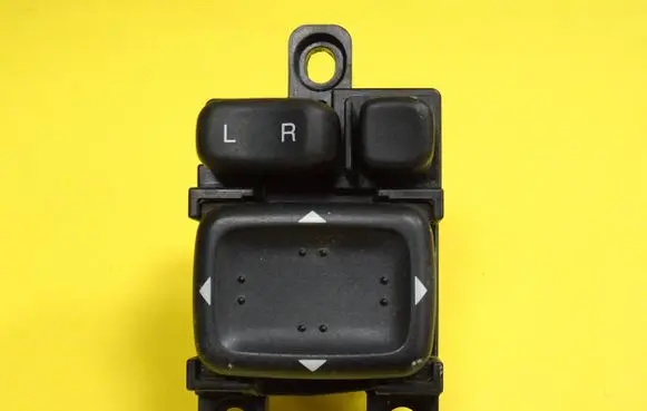 Mazda 6 Wing mirror switch 183606