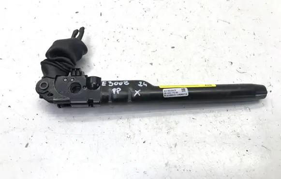 Peugeot 3008 III Front seatbelt 9844477080