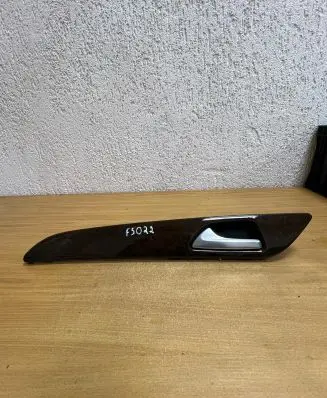 Mercedes-Benz ML W166 Other interior part A1667301322 F5022
