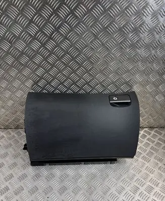 Mercedes-Benz R AMG W251 Glove box 18111719