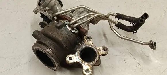 Audi A3 8Y Turbo 05C145704