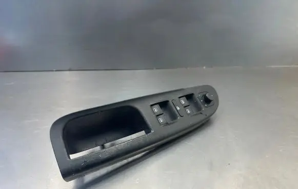 Volkswagen PASSAT B6 Electric window control switch 1K4959857A