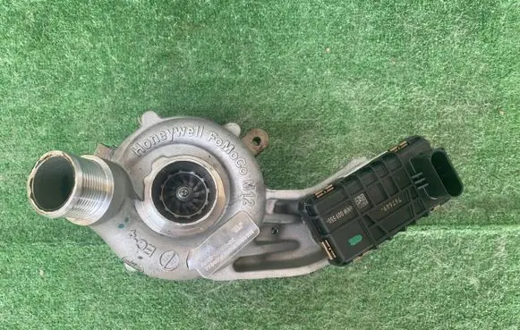 Land Rover Range Rover L405 Turbo AX206K682CC