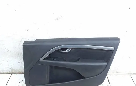 Volvo V70 Front door card panel trim 39883498