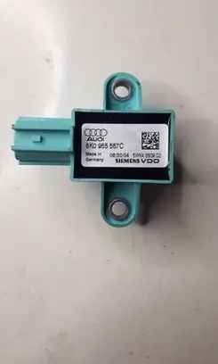 Audi A5 8T 8F Airbag deployment crash/impact sensor 8K0955557C
