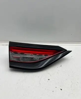 DS Automobiles 3 Crossback Tailgate rear/tail lights 9820889080 81750101504 82088908000009