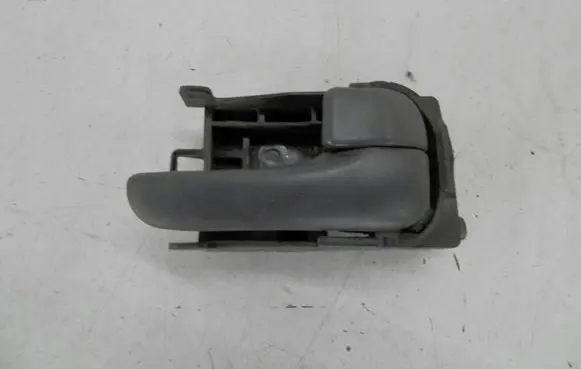 Nissan Primera Rear door interior handle 