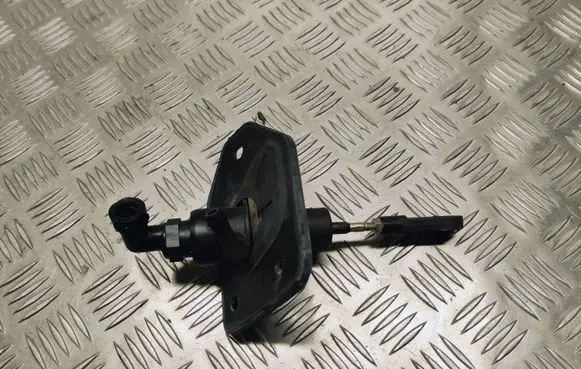 Hyundai ix35 Clutch master cylinder