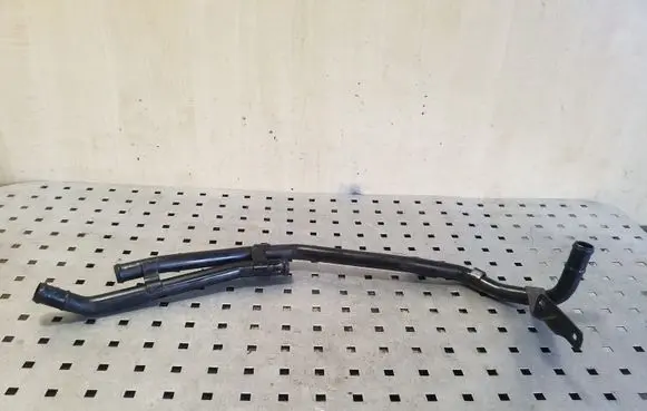 Volkswagen PASSAT B8 Engine coolant pipe/hose 5Q0121070AF