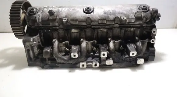 Renault Scenic II - Grand scenic II Engine head 
