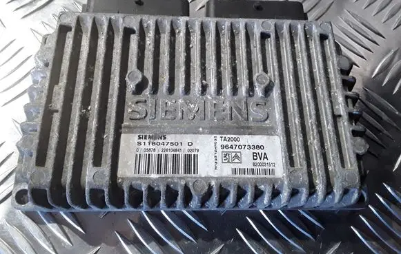 Citroen Xsara Gearbox control unit/module S118047501D 9647073380