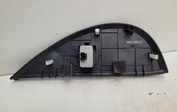 KIA Sportage Dashboard side end trim 847653U010