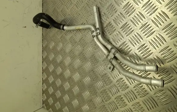 Mercedes-Benz V Class W447 Engine coolant pipe/hose 2470