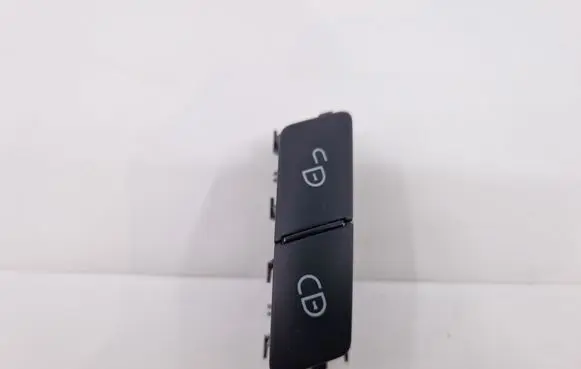 Mercedes-Benz E C207 W207 Central locking switch button A2048706410 03151610