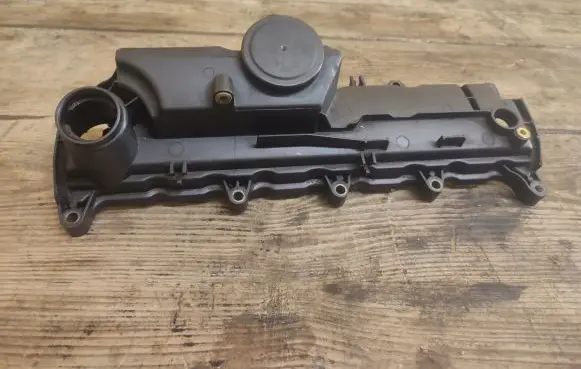 Renault Megane III Rocker cam cover 8200756123
