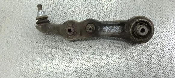 Mercedes-Benz C W205 Front lower control arm/wishbone A2053306101