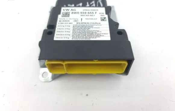 Audi A4 S4 B9 Airbag control unit/module 8W0959655F