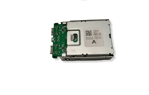 Toyota RAV 4 (XA50) USB socket connector 8553278010