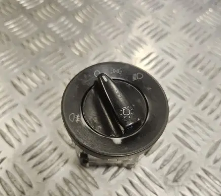 Volkswagen PASSAT B5 Light switch 1C0941531