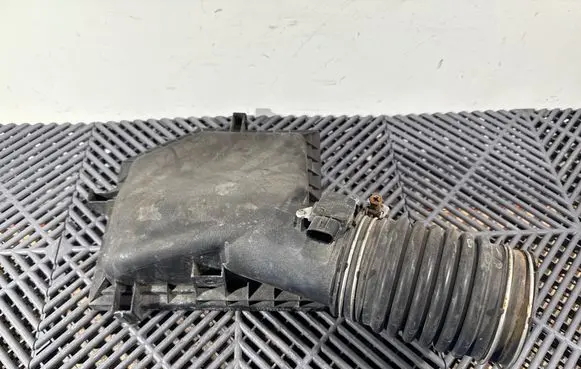 Lexus IS III XE30 Air filter box 1781231100