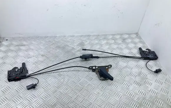Skoda Kamiq Engine bonnet/hood lock/catch 654823509 657823529