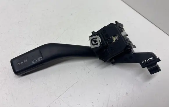 Volkswagen Touran I Indicator stalk 1K0953513